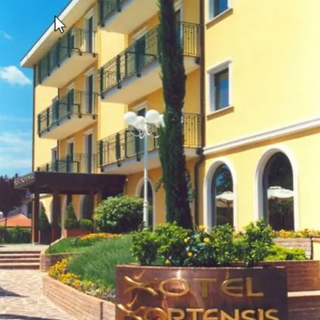 Отель Phi Hortensis Cannara