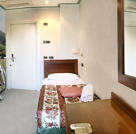 Hotel Phi Hortensis 3*